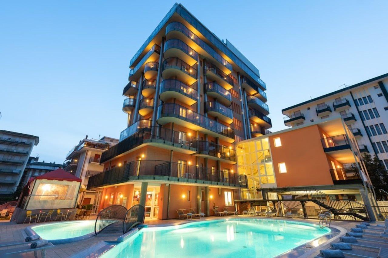 Hotel Sheila Лідо-ді-Єзоло Екстер'єр фото
