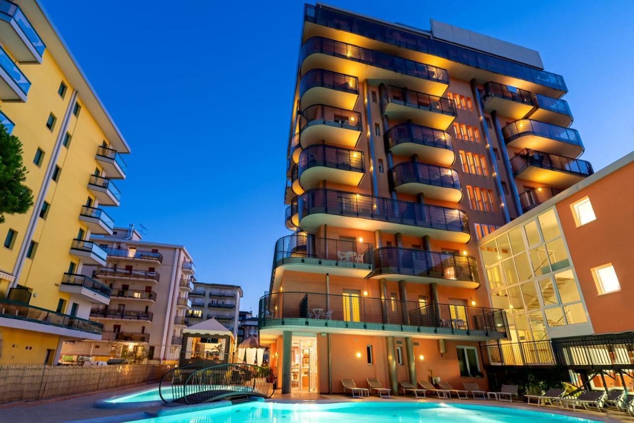 Hotel Sheila Лідо-ді-Єзоло Екстер'єр фото